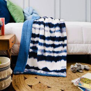 Life Comfort Kids Ultimate Sherpa Fleece Blanket - NEW